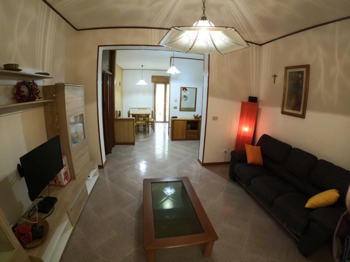 Corazza - Trilocale Piano Terra - Agenzia Cocal Apartment กาออร์เล ภายนอก รูปภาพ
